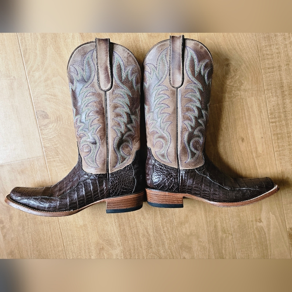 Elegant Western Crocodile Leather Boots